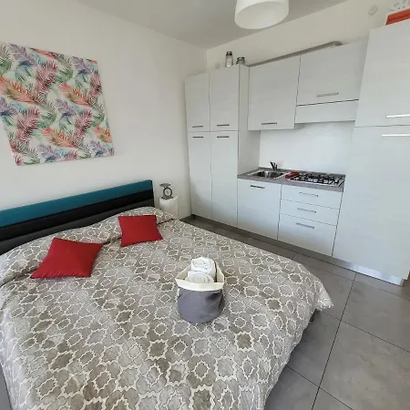 Rosato Sea View Apartment *
